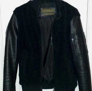 Zara black jacket in good condition